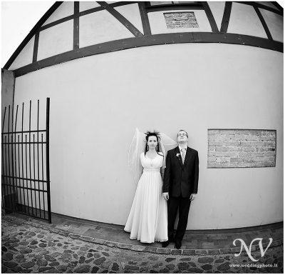 Vestuves B and W